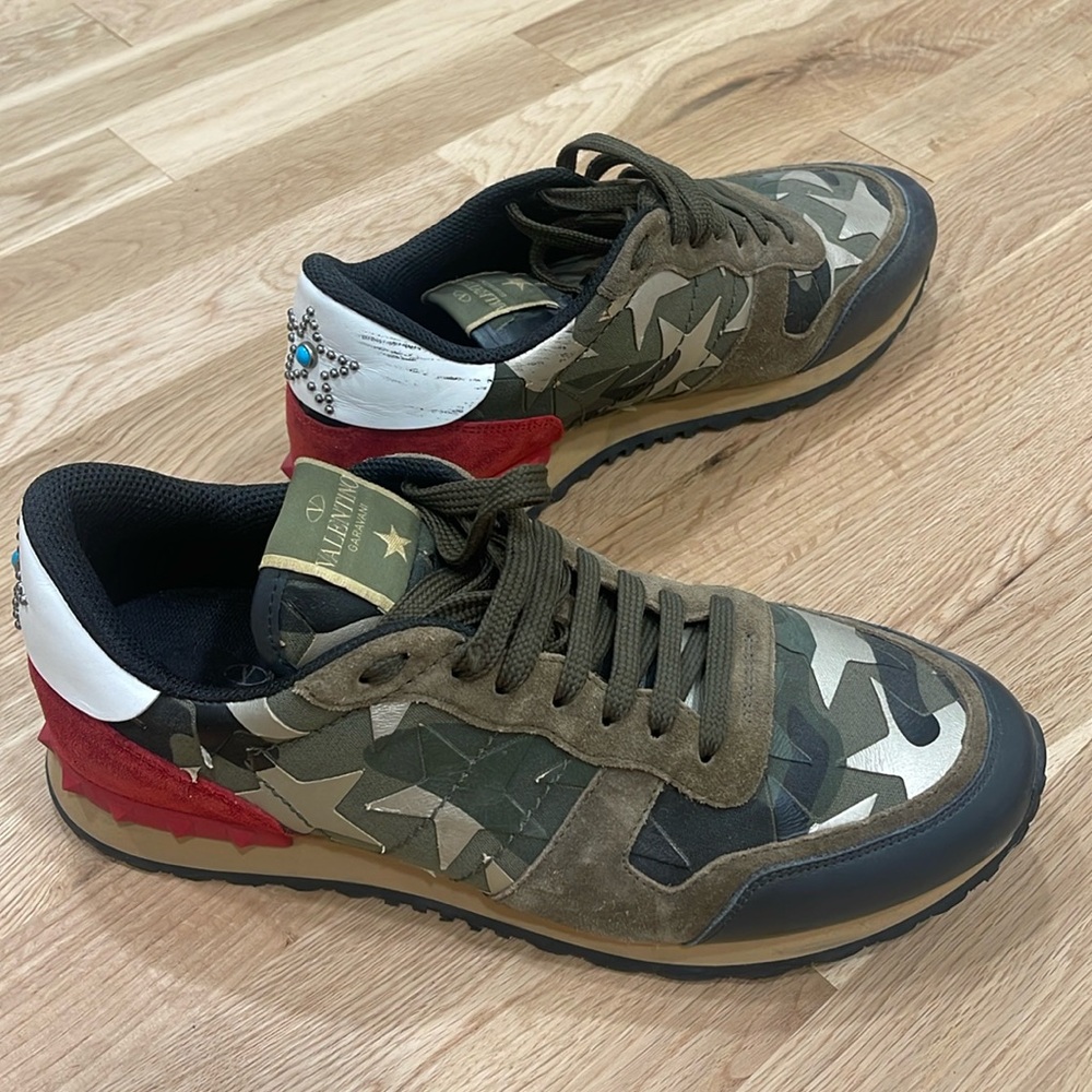 Valentino Garavani Men’s Sneakers, Camouflage Stars Size 42